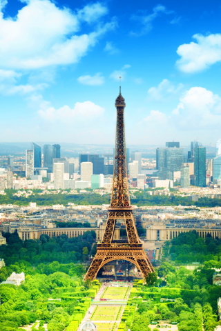 Das Paris In Summer Wallpaper 320x480