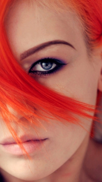 Beautiful Redhead screenshot #1 360x640