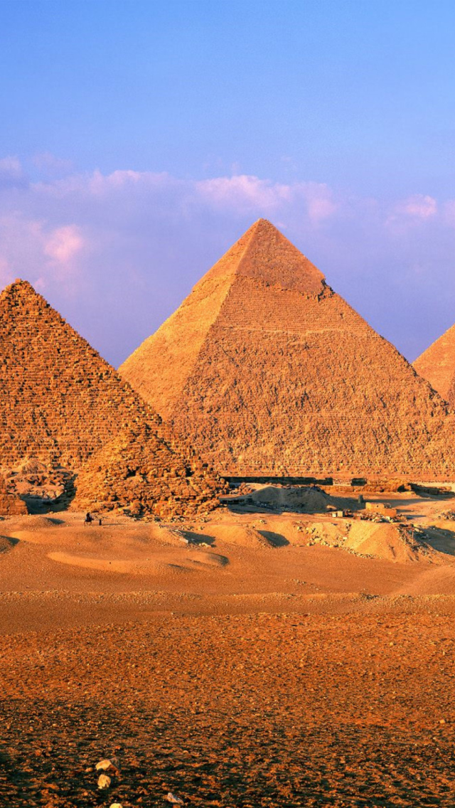 The Great Pyramid wallpaper 640x1136
