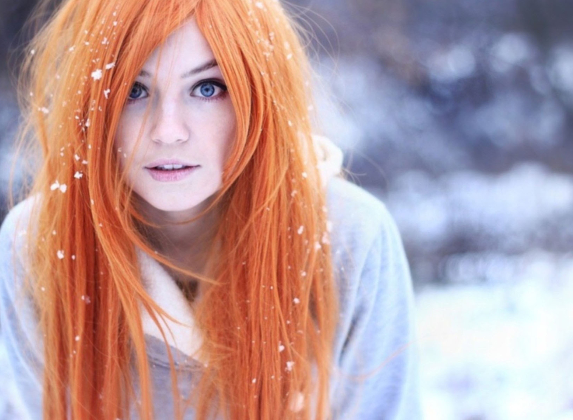 Summer Ginger Hair Girl And Snowflakes wallpaper 1920x1408