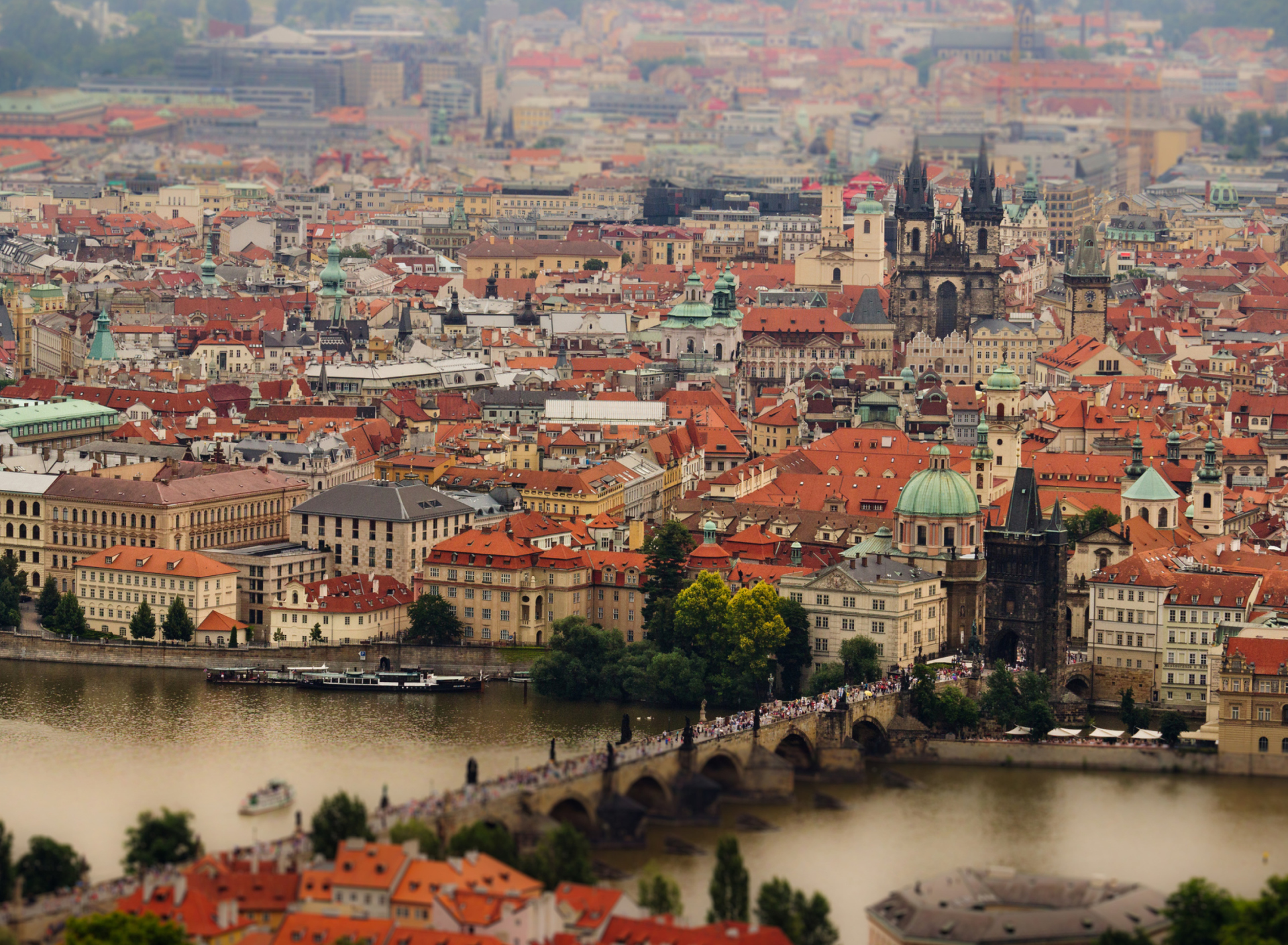 Обои Prague, Czech Republic, Vltava River 1920x1408