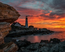 Fondo de pantalla Sunset and lighthouse 220x176