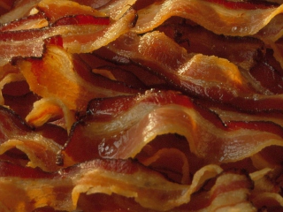 Das Crispy Bacon Wallpaper 320x240