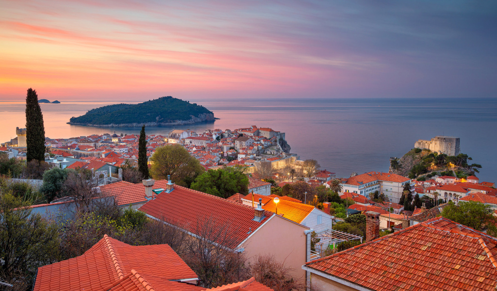 Обои Adriatic Sea and Dubrovnik 1024x600