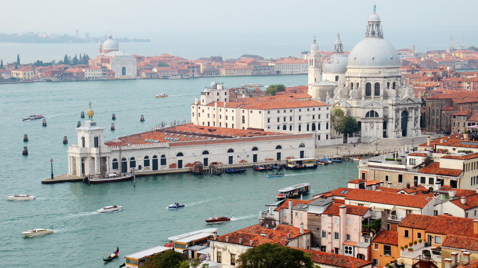 Venice Italy wallpaper 1600x900