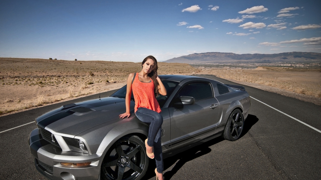 Sfondi Ford Mustang Girl 1366x768
