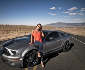 Fondo de pantalla Ford Mustang Girl 176x144