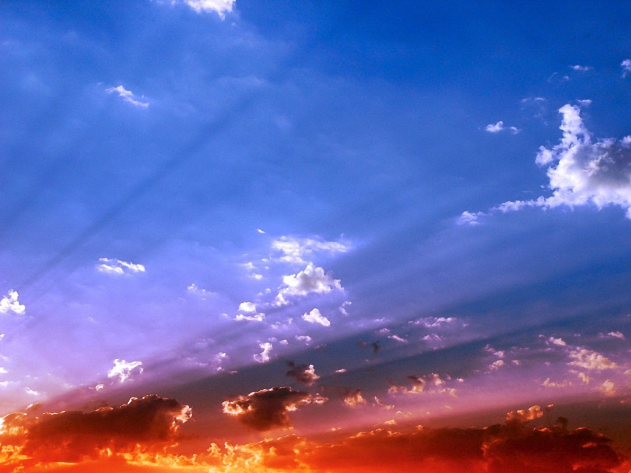 Fondo de pantalla Blue Sky And Red Sunset 1280x960