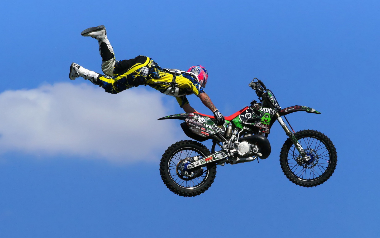 Sfondi Motorcyclist Ride Jump 1440x900