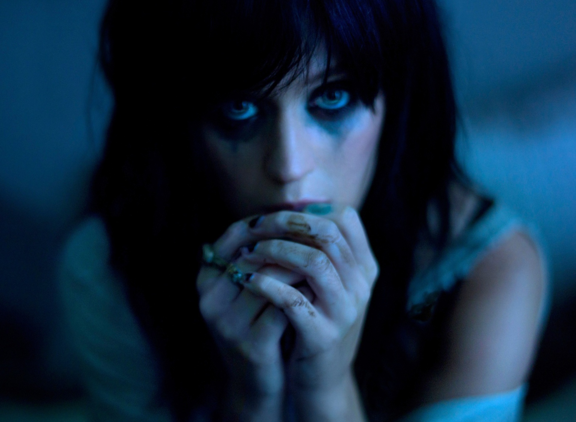 Katy Perry - The One That Got Away wallpaper 1920x1408