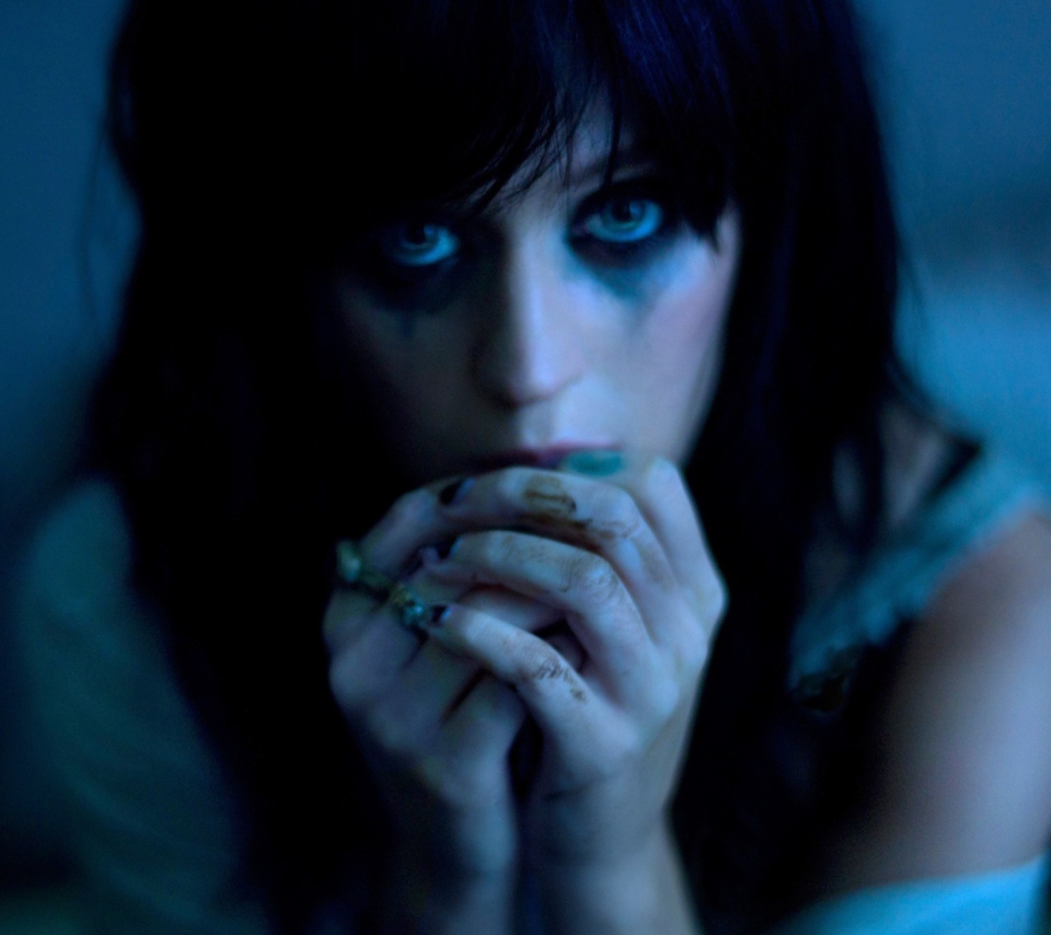 Katy Perry - The One That Got Away wallpaper 960x854