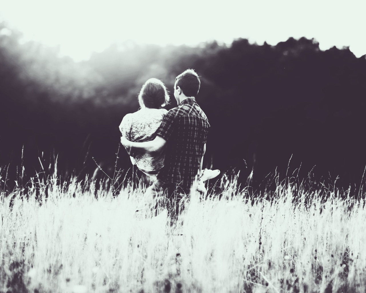 Обои Couple In Love Monochrome 1280x1024