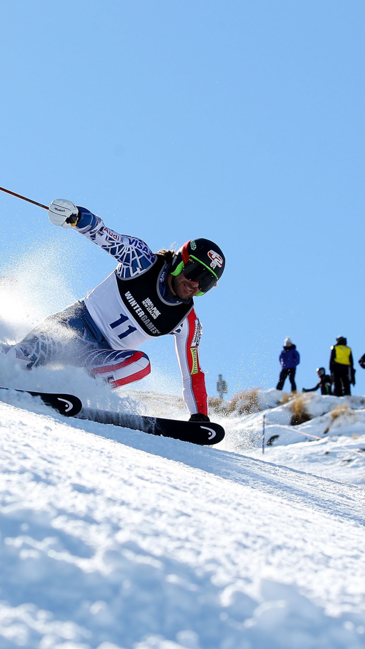 Обои Skiing In Sochi Winter Olympics 750x1334