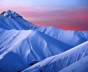 Sfondi Snowy Mountains And Purple Horizon 176x144