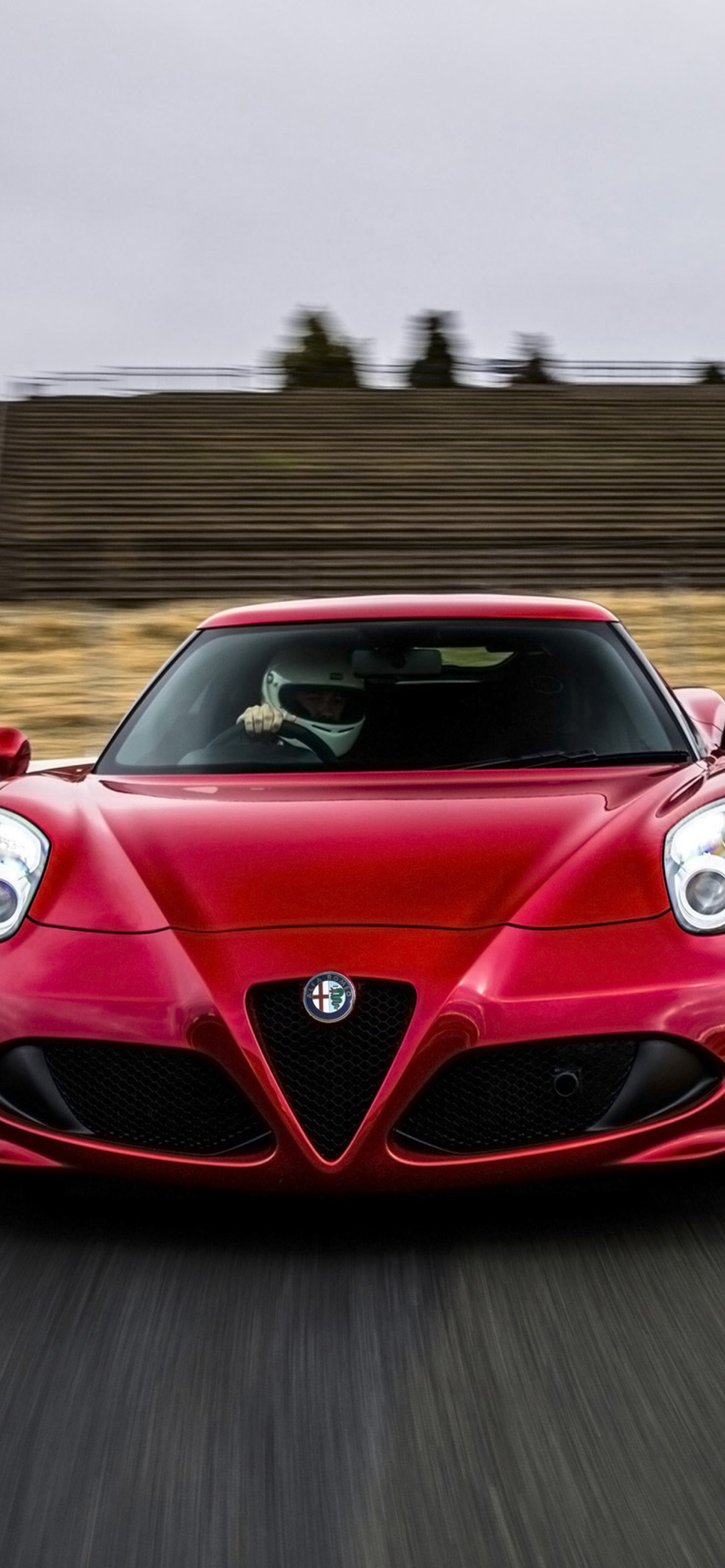 Alfa Romeo 4C wallpaper 1170x2532