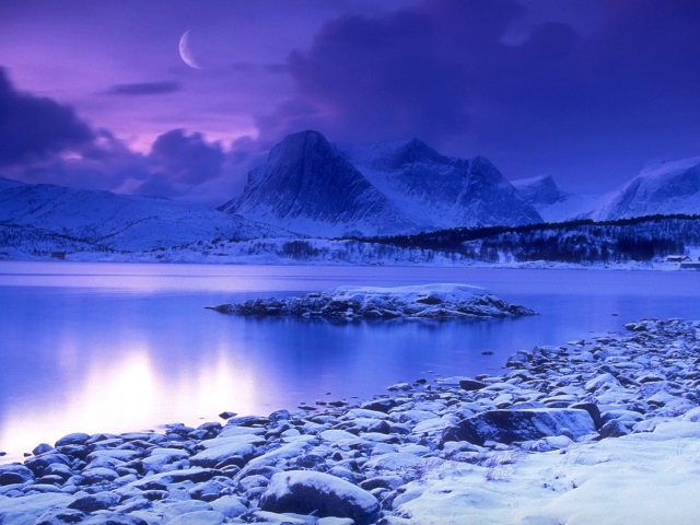 Обои Norway Country Cold Lake 640x480