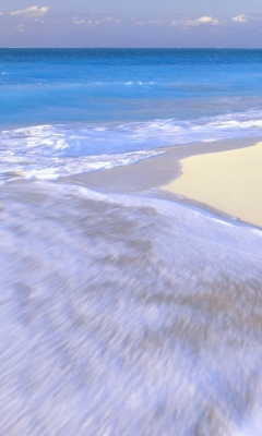 White Beach And Blue Water screenshot #1 240x400