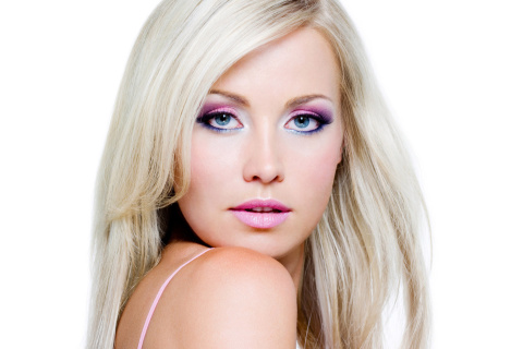 Blonde with Perfect Makeup wallpaper 480x320