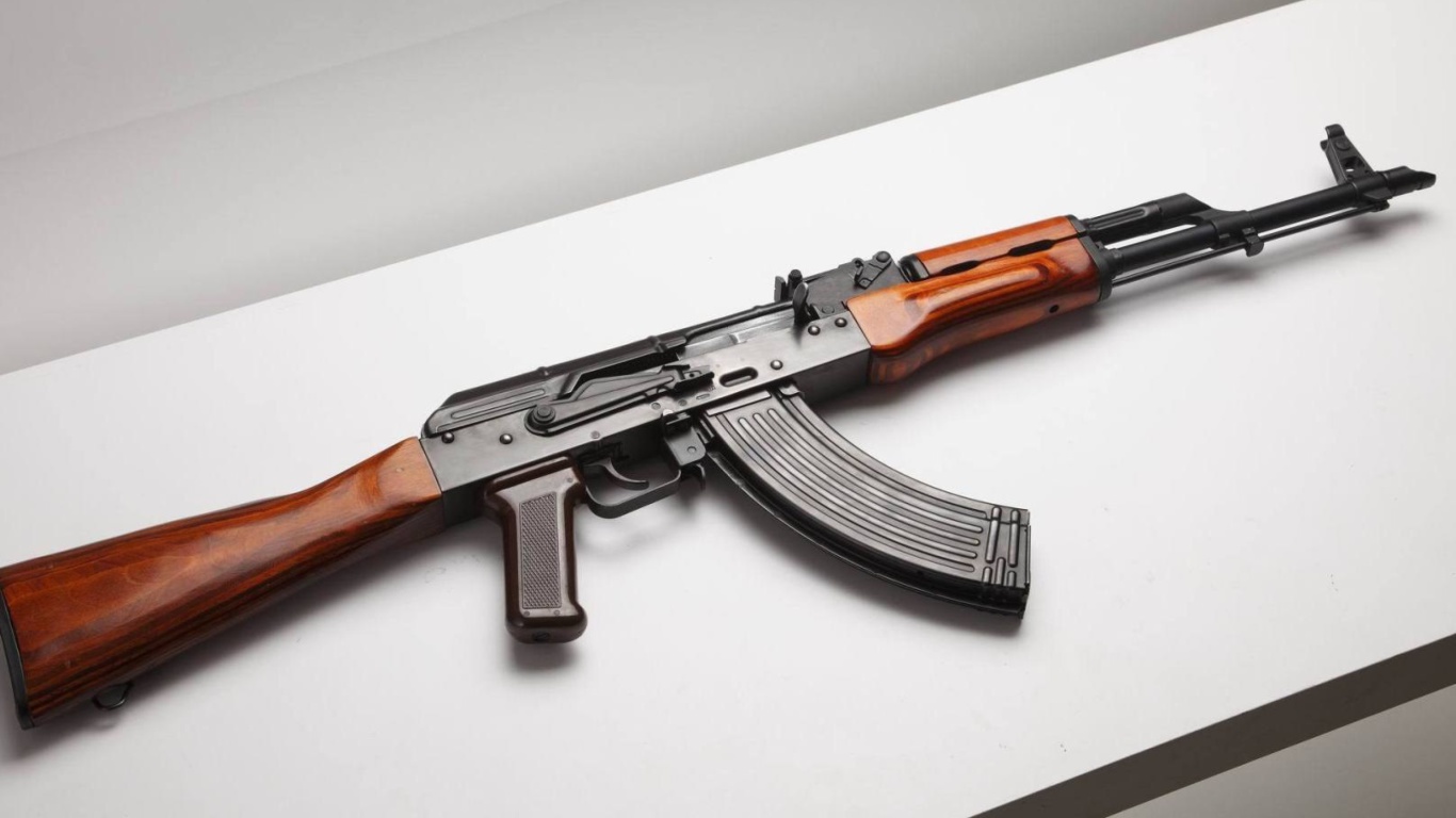 Das AK47 Wallpaper 1366x768