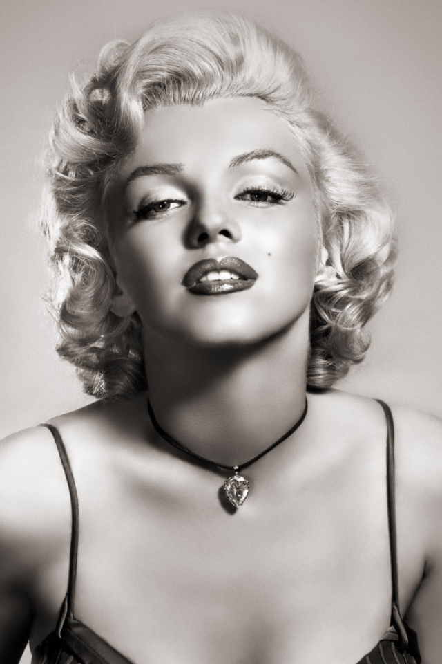 Marilyn Monroe wallpaper 640x960