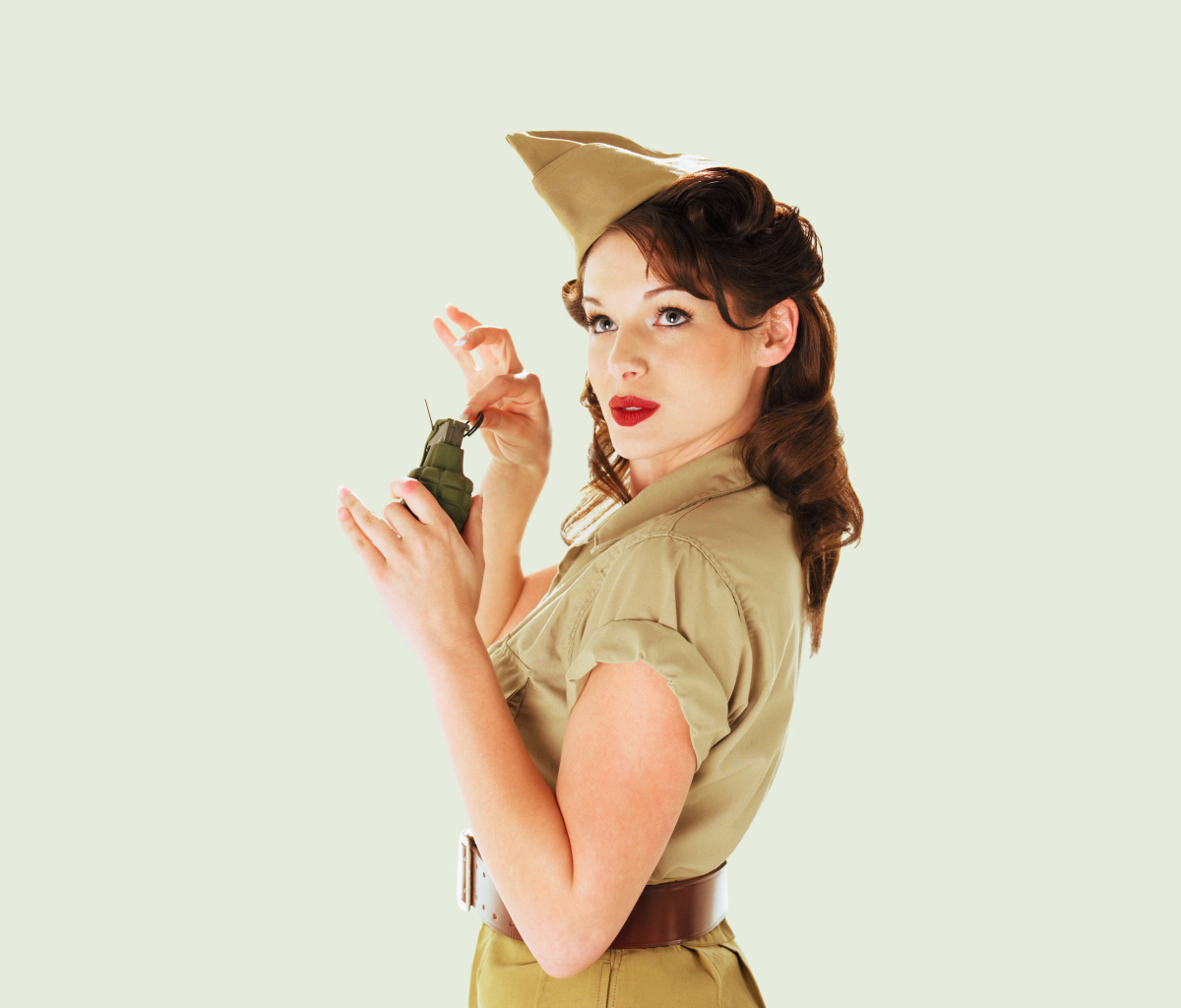 Das Girl With Grenade Wallpaper 1200x1024