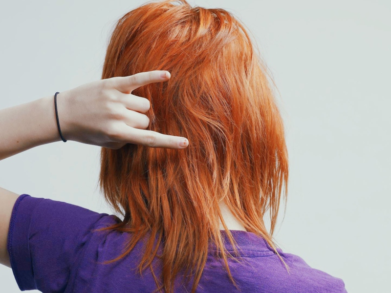 Red Head Is Cool wallpaper 800x600