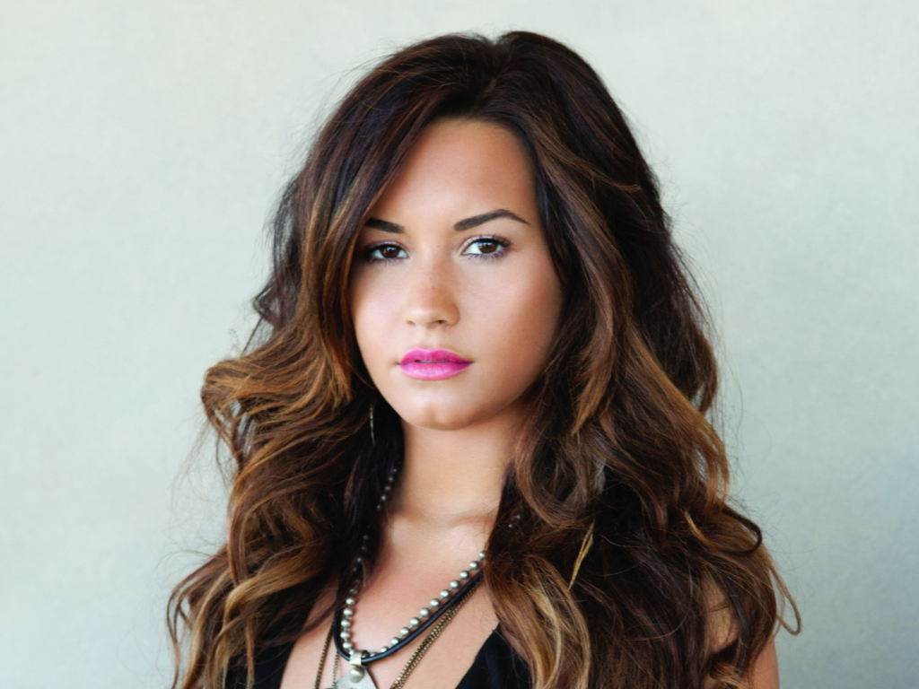 Fondo de pantalla Demi Lovato 1024x768