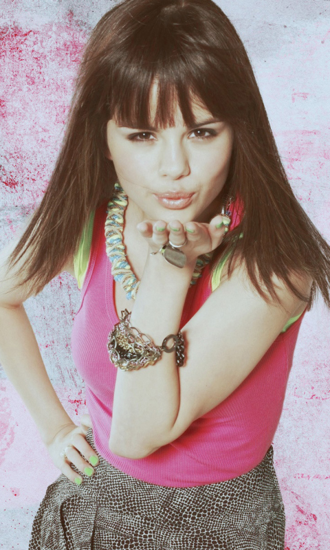 Selena Gomez Kiss wallpaper 480x800
