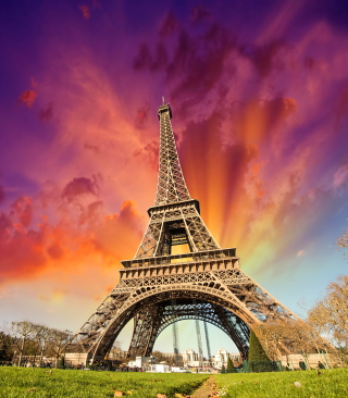 Eiffel Tower - Fondos de pantalla gratis para HTC Titan