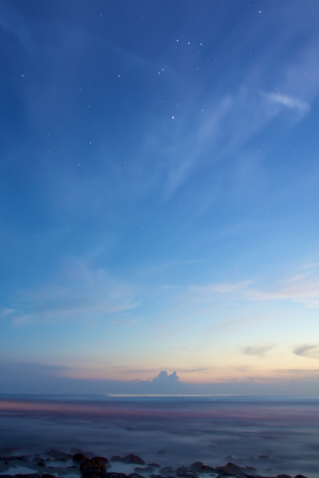 Sky And Ocean Become One wallpaper 640x960