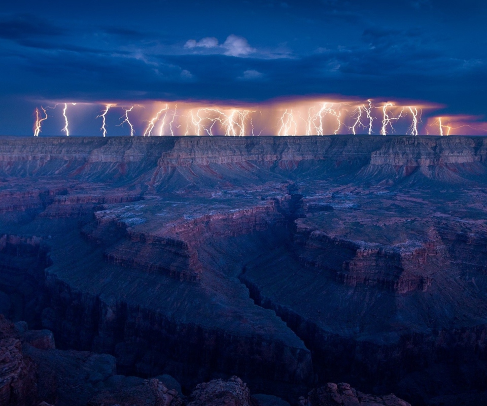 Обои Grand Canyon Lightning 960x800