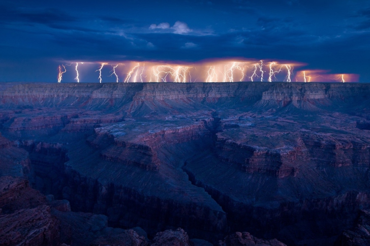 Grand Canyon Lightning wallpaper