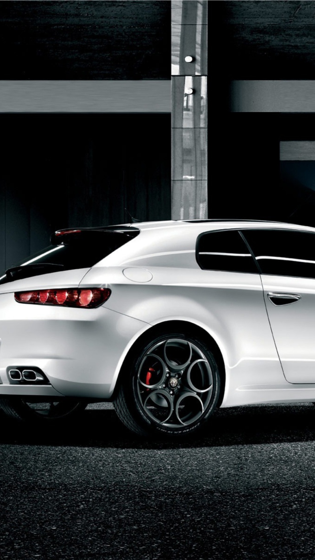 Fondo de pantalla Alfa Romeo Brera 640x1136