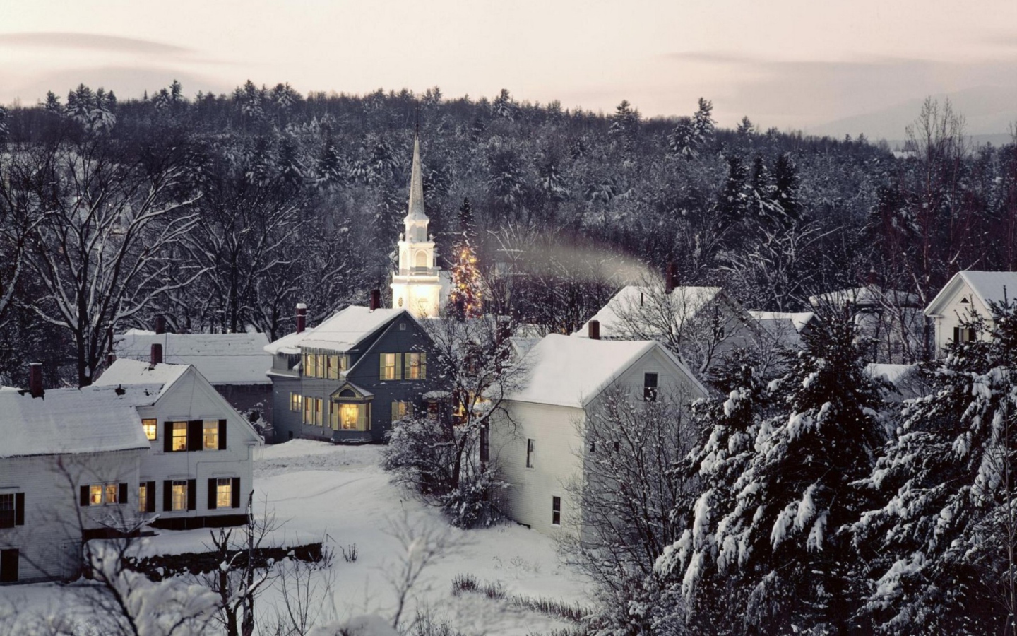 Обои Christmas in New England 1440x900