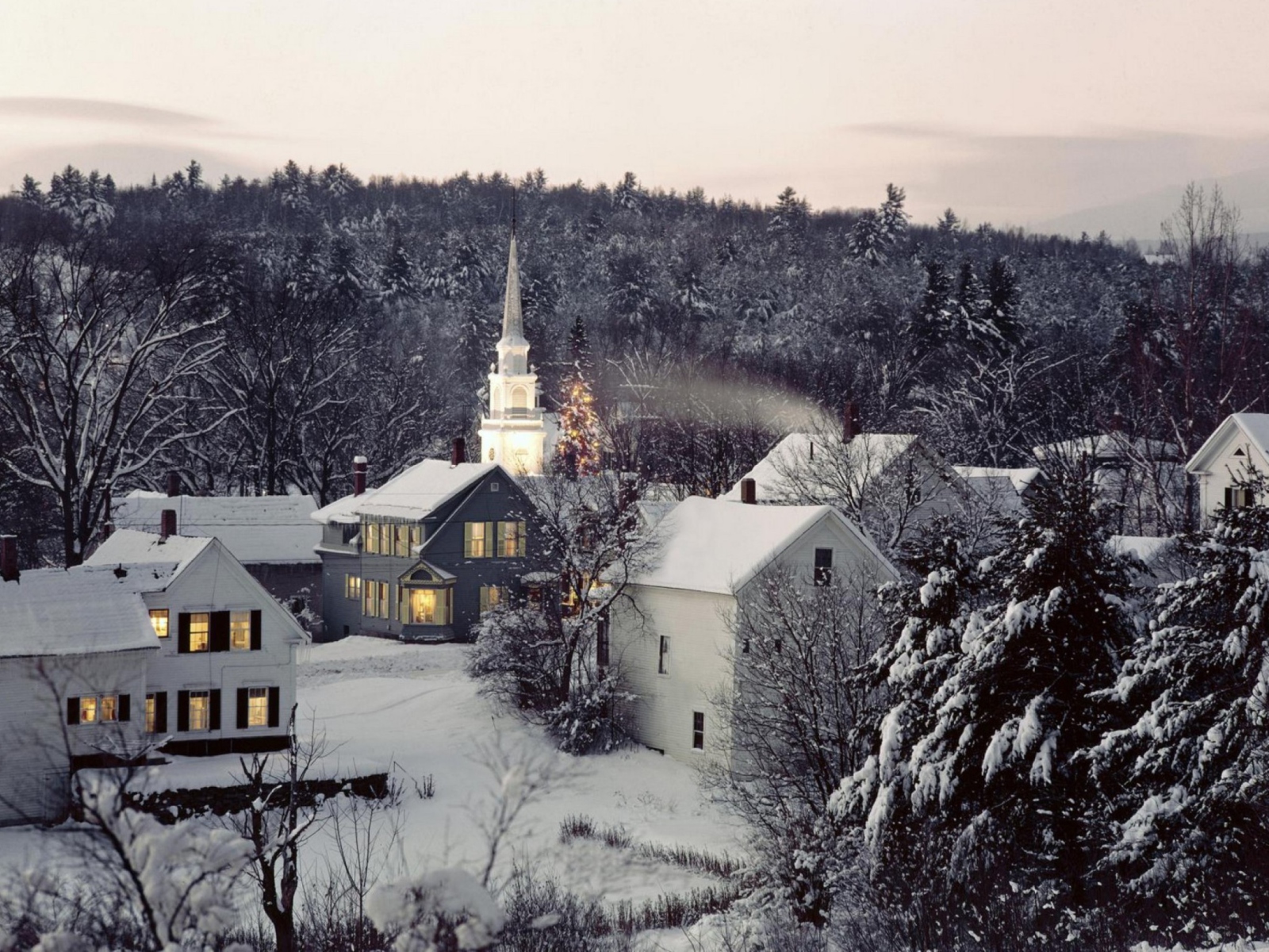Обои Christmas in New England 1600x1200