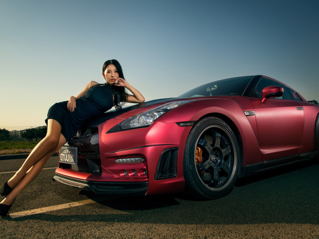 Das Nissan GT-R Korean Model Girl Wallpaper 640x480