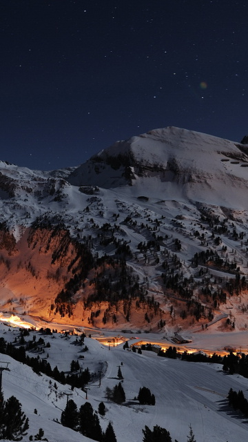 Fondo de pantalla Snowy Mountains Sky Resort 360x640