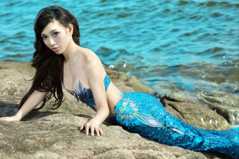 Leah Dizon Mermaid wallpaper 480x320