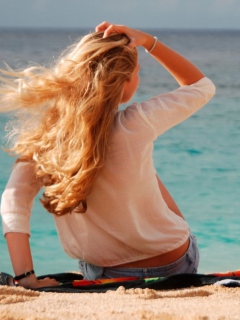 Blonde Girl At Beach screenshot #1 240x320