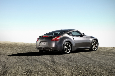 Nissan 370Z wallpaper 480x320