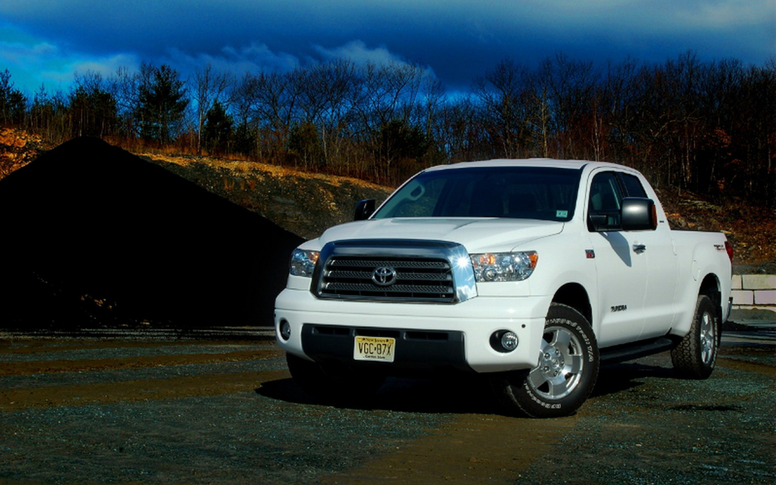 Fondo de pantalla Toyota Tundra Limited Performance 2560x1600