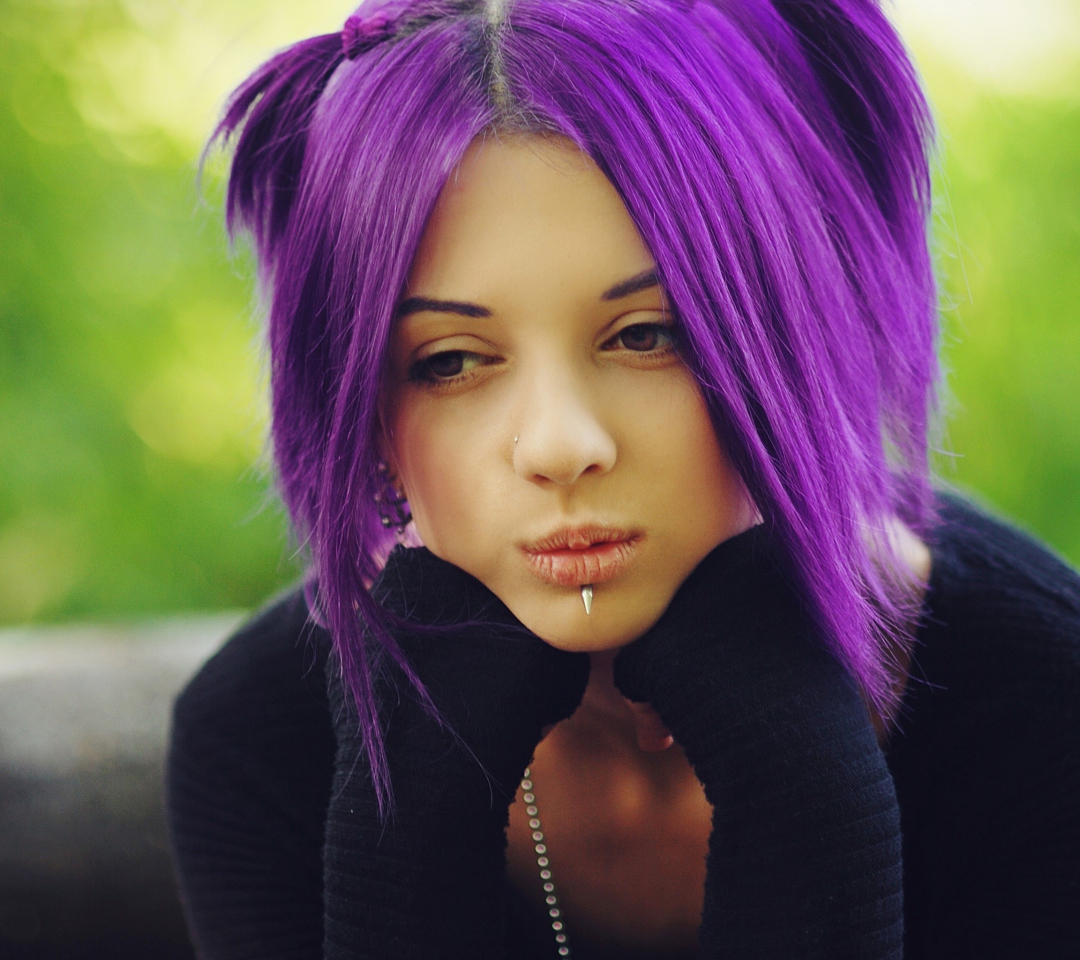 Fondo de pantalla Purple Girl 1080x960