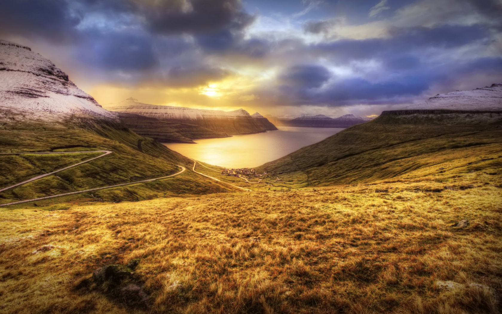 Faroe Islands Landscape wallpaper 1680x1050