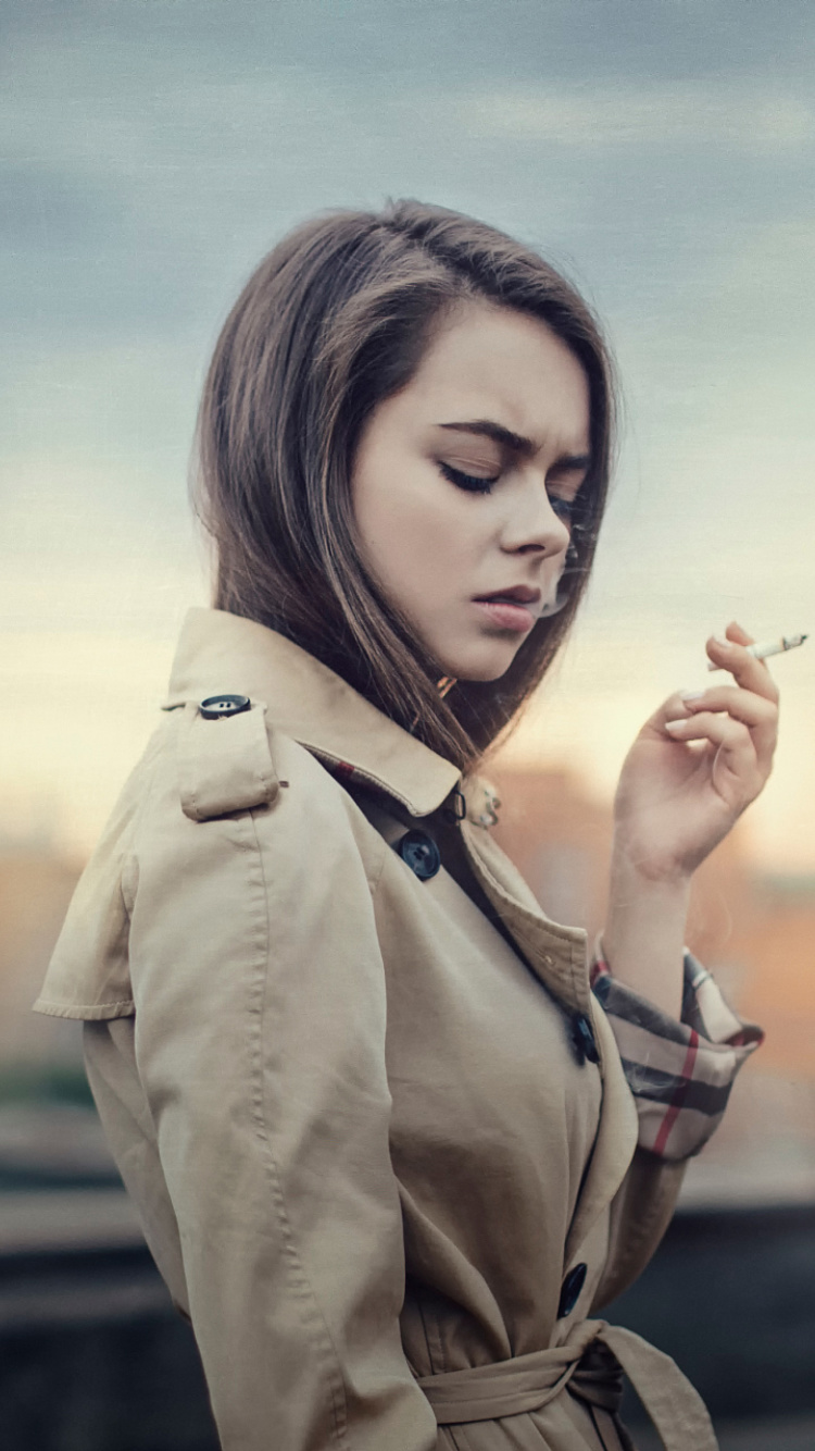 Smoking Girl wallpaper 750x1334