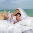 Just Married On Beach wallpaper 128x128