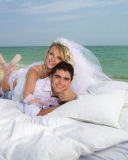 Just Married On Beach wallpaper 128x160