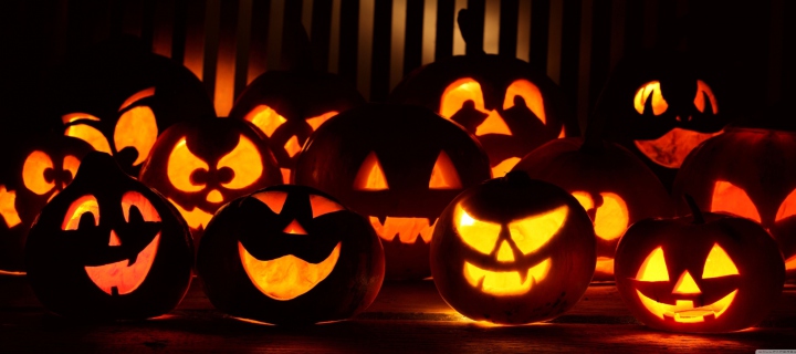 Halloween Pumpkins In The Dark wallpaper 720x320