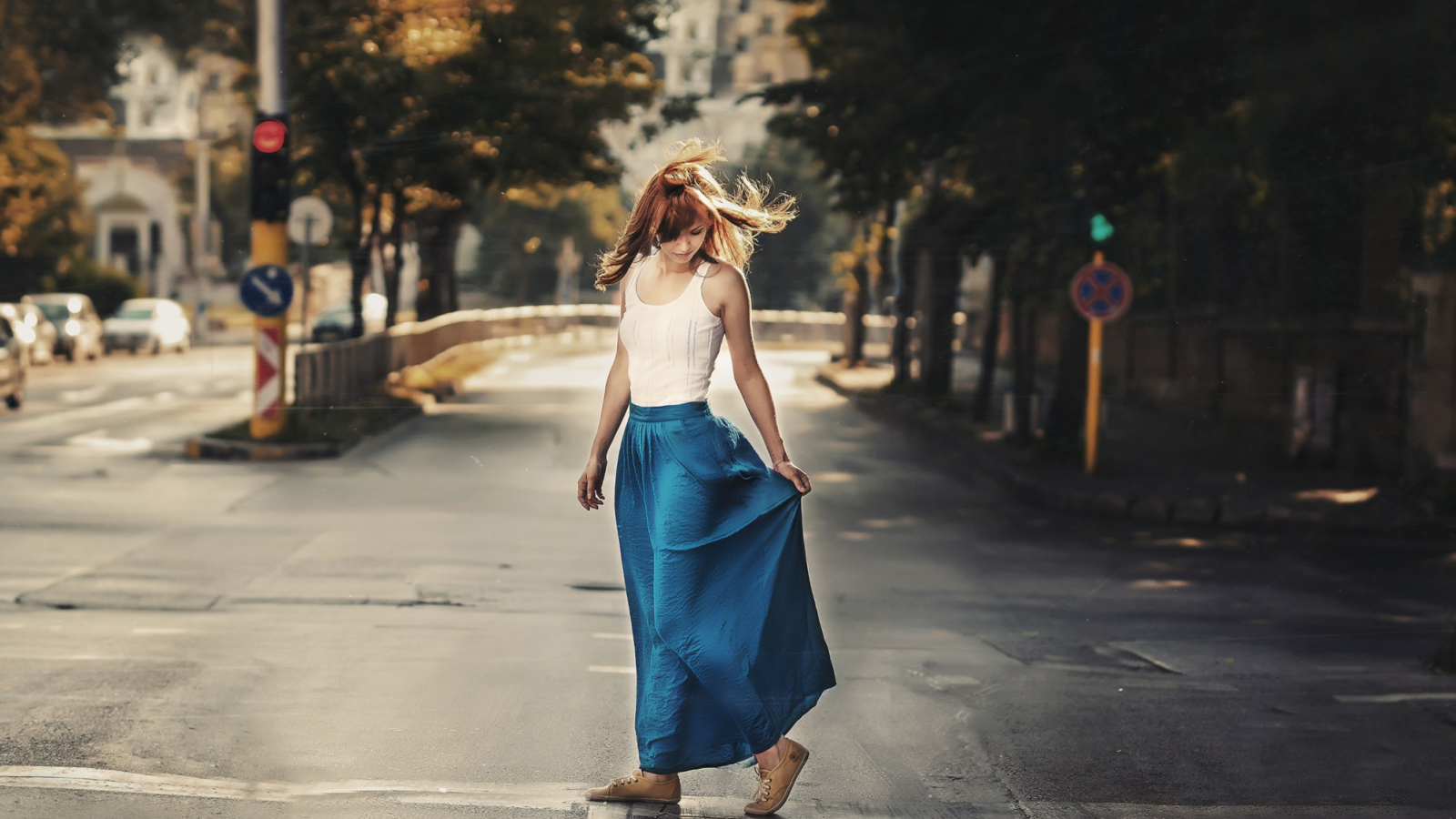 Girl In Long Blue Skirt On Street wallpaper 1600x900