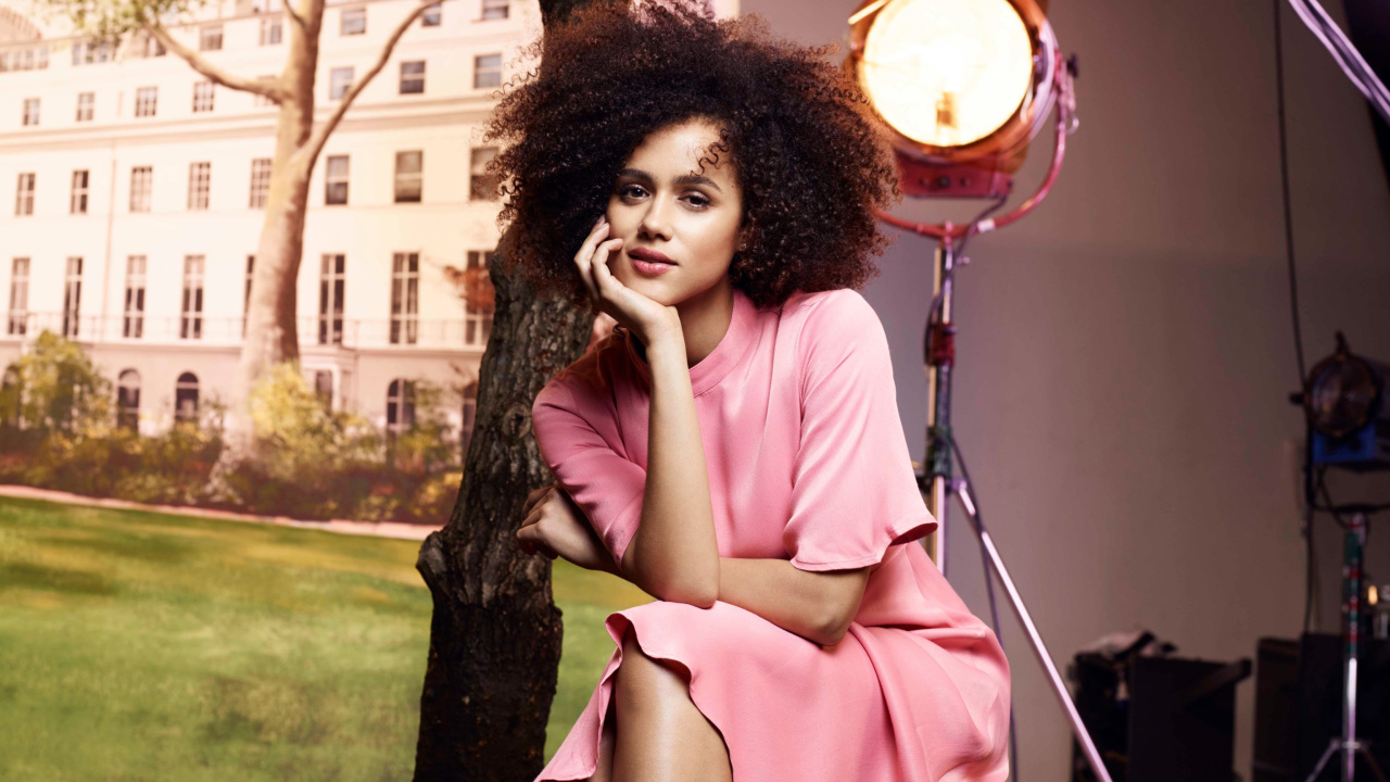 Sfondi Nathalie Emmanuel HD 1280x720