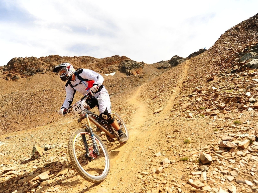 Screenshot №1 pro téma Mountain Biker 1024x768